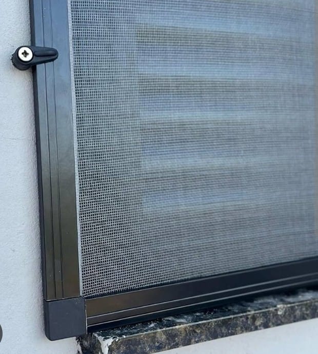 Tela Mosquiteira para Janelas